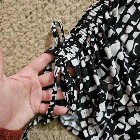 Robert Louis Ruched Waist Blouse - Picture 5 of 5